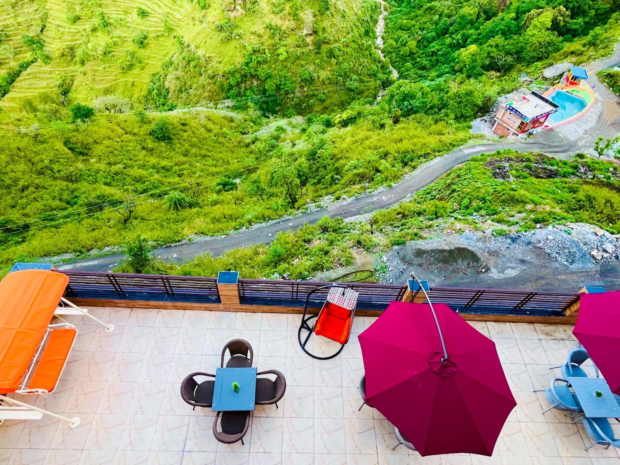 Doon Valley Resort, Mussoorie Zewnętrze zdjęcie